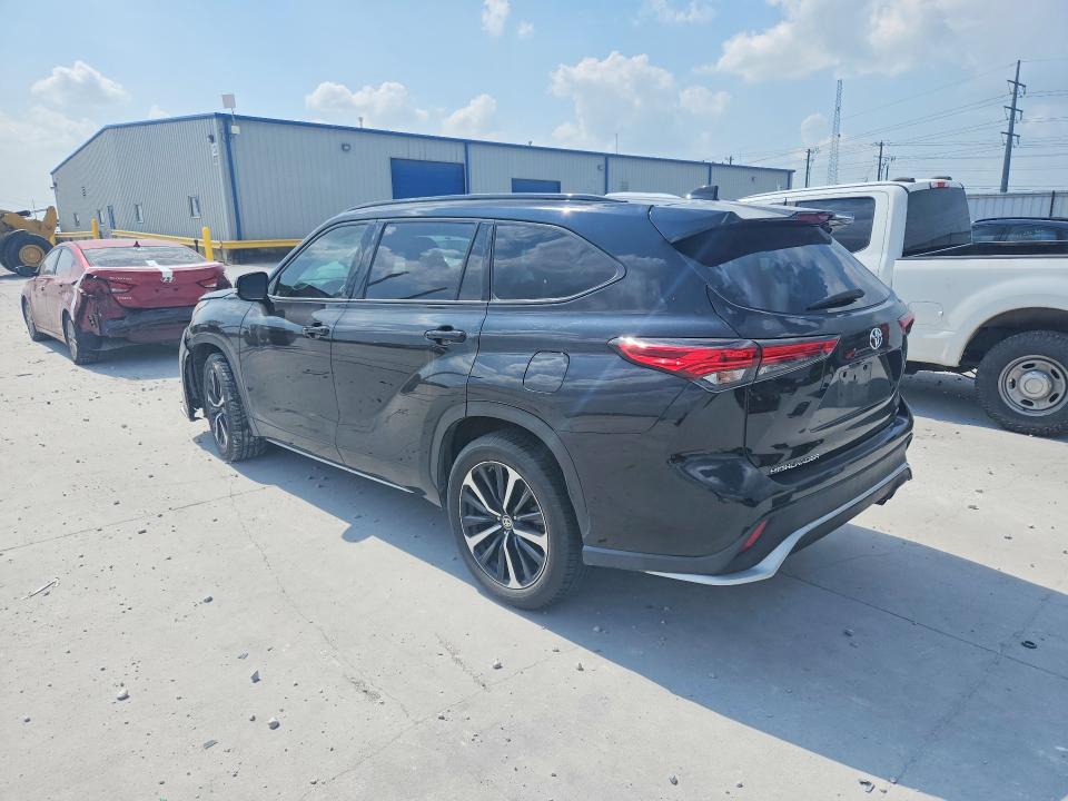 58058536 :رقم المزاد ، 5TDLZRAH3MS050521 vin ، 2021 Toyota Highlander مزاد بيع