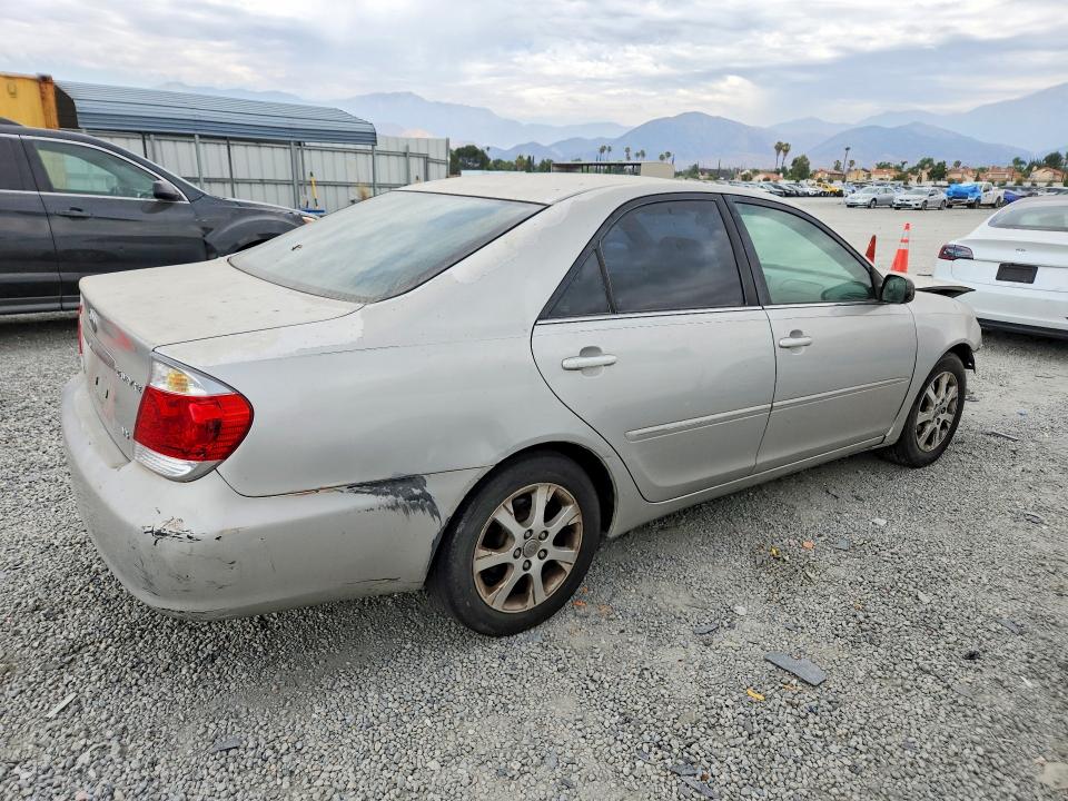 58462886 :رقم المزاد ، 4T1BF32K56U629208 vin ، 2006 Toyota Camry مزاد بيع