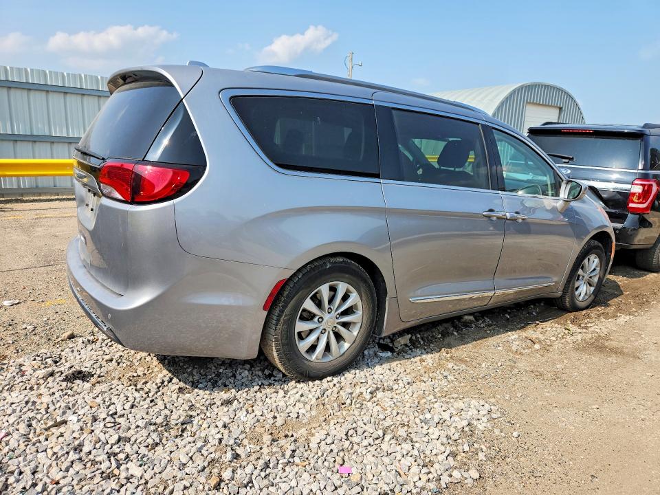 Продаж на аукціоні авто 2019 Chrysler Pacifica, vin: 2C4RC1BG0KR665682, номер лоту: 55103436