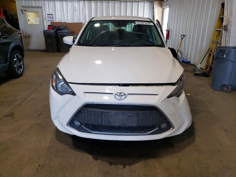 2019 Toyota Yaris მანქანა იყიდება აუქციონზე, vin: 3MYDLBYV3KY527254, აუქციონის ნომერი: 57281316