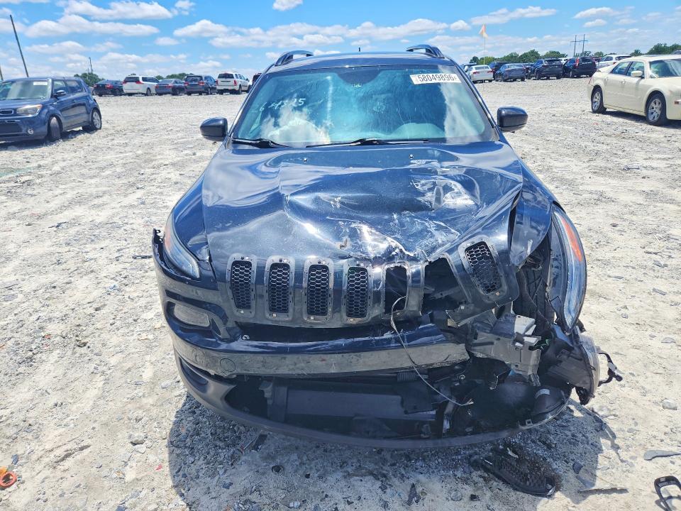 58049896 :رقم المزاد ، 1C4PJLCB0GW237928 vin ، 2016 Jeep Cherokee مزاد بيع