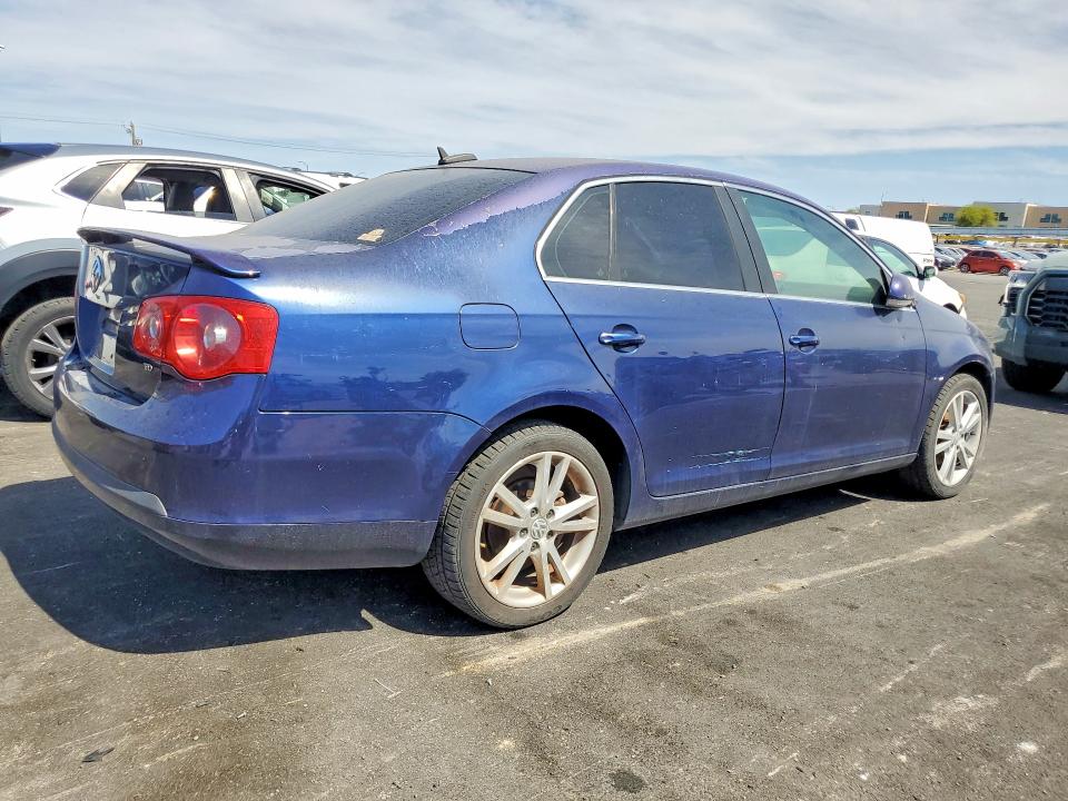 2006 Volkswagen Jetta მანქანა იყიდება აუქციონზე, vin: 3VWST71K16M717325, აუქციონის ნომერი: 55925086
