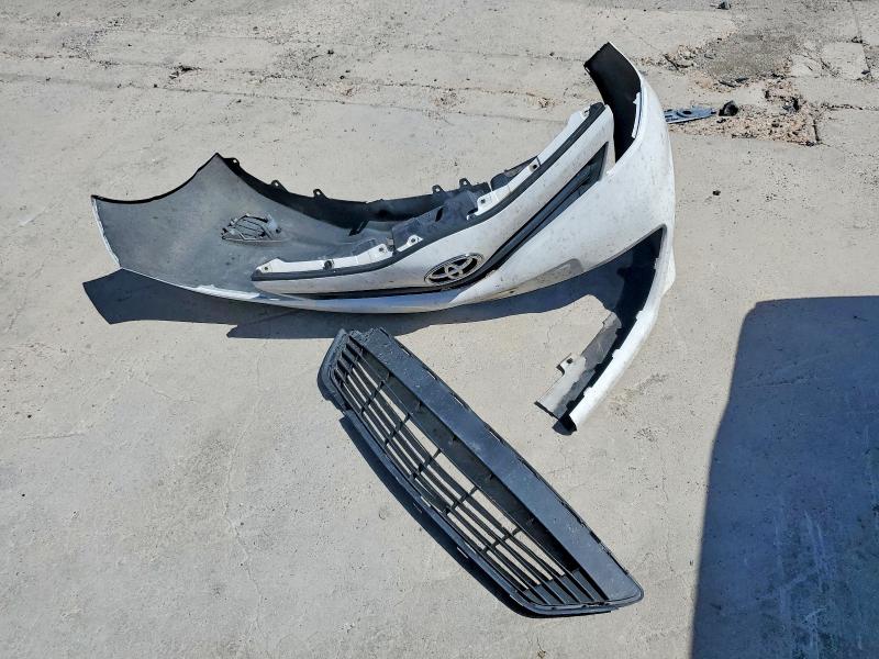 Продажа на аукционе авто 2014 Toyota Yaris, vin: VNKKTUD3XEA000365, номер лота: 56075516