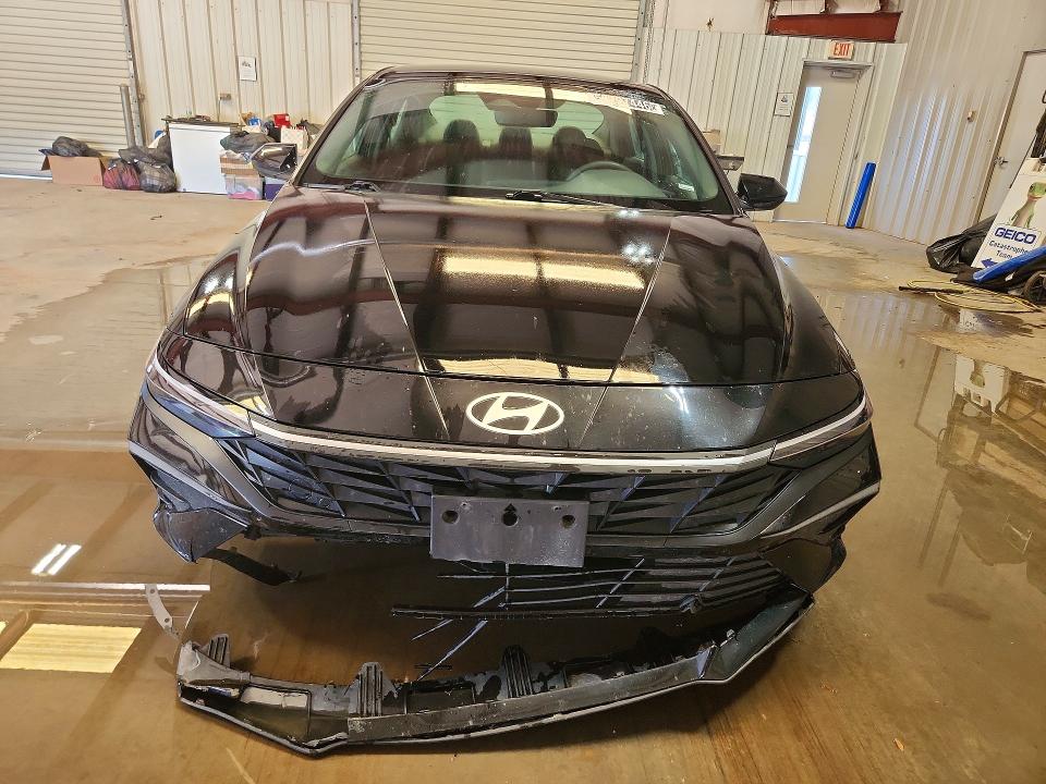 Продажа на аукционе авто 2024 Hyundai Elantra, vin: KMHLM4DG0RU729570, номер лота: 55727446