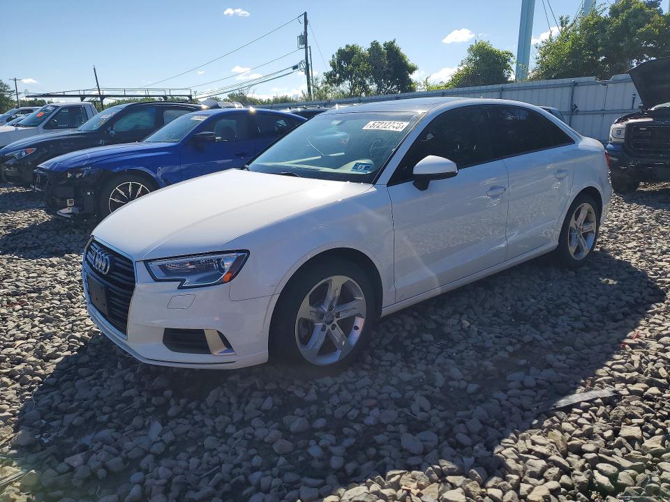 Продажа на аукционе авто 2018 Audi A3, vin: WAUB8GFF3J1047523, номер лота: 57212746
