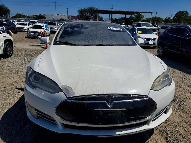 Продажа на аукционе авто 2013 Tesla Model S, vin: 5YJSA1CP6DFP21175, номер лота: 58428206