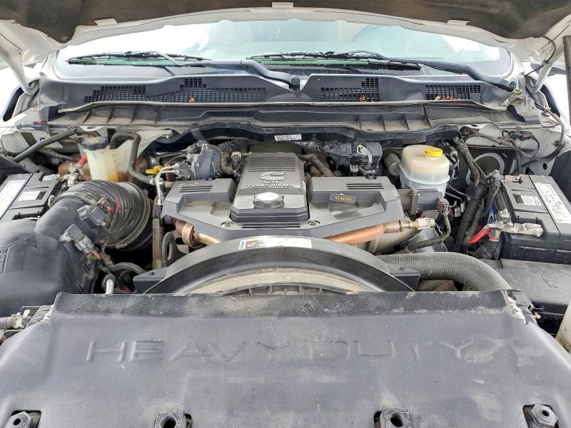 56603226 :رقم المزاد ، 3C6UR5DL1FG638553 vin ، 2015 Ram 2500 مزاد بيع