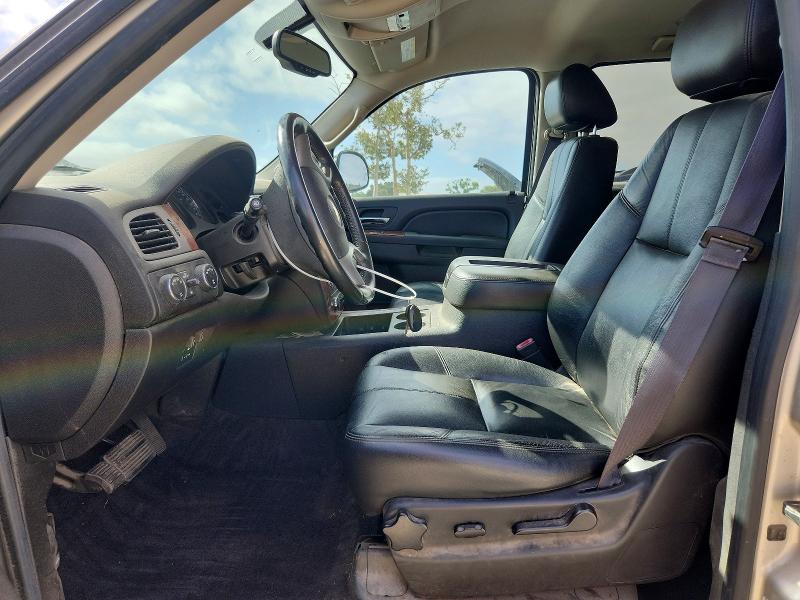 Продажа на аукционе авто 2013 Chevrolet Suburban, vin: 1GNSKJE79DR132648, номер лота: 58046176