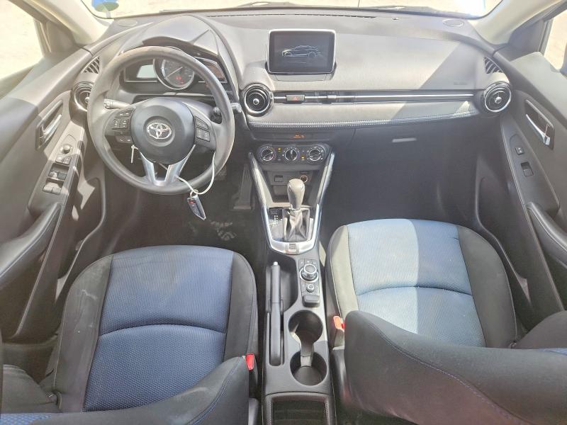 56833606 :رقم المزاد ، 3MYDLBYV9JY305140 vin ، 2018 Toyota Yaris Ia مزاد بيع
