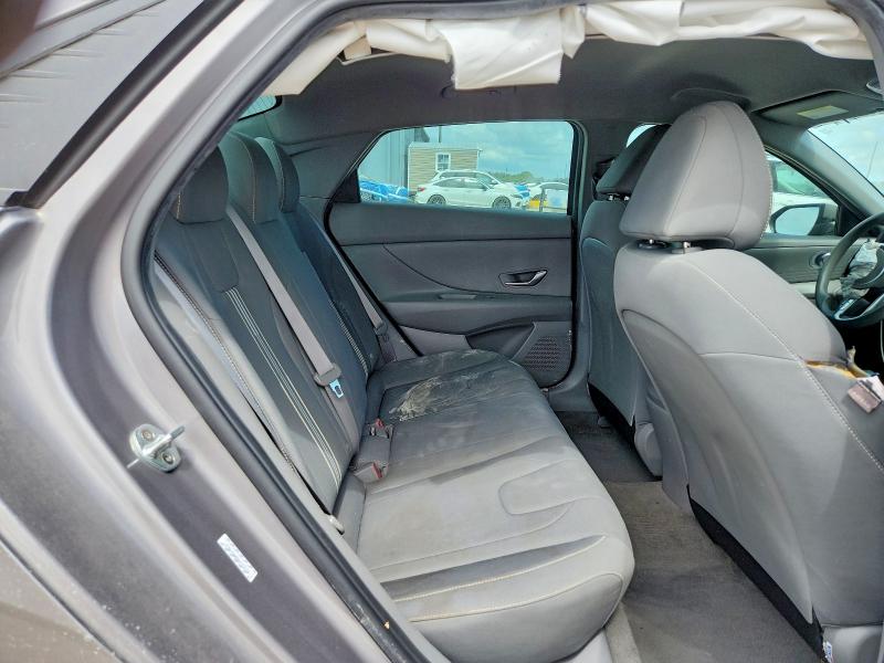 56608636 :رقم المزاد ، KMHLM4AG5MU173124 vin ، 2021 Hyundai Elantra مزاد بيع