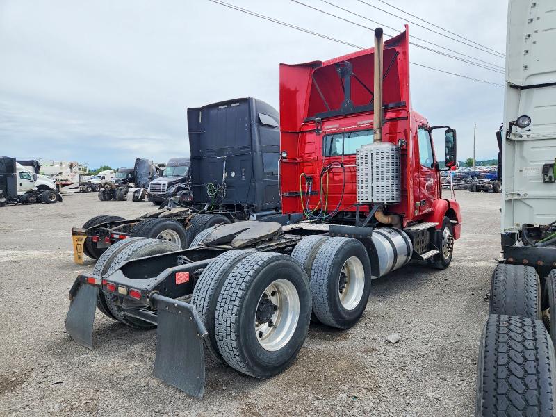 2012 Volvo Vn მანქანა იყიდება აუქციონზე, vin: 4V4MC9EH1CN550749, აუქციონის ნომერი: 56445306