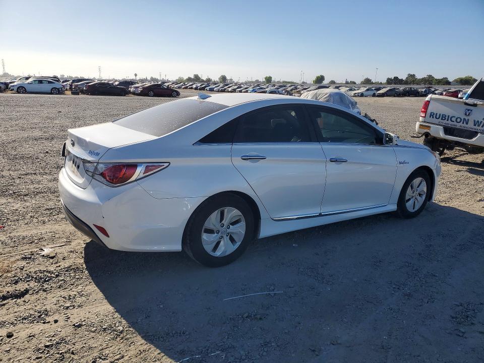 2013 Hyundai Sonata მანქანა იყიდება აუქციონზე, vin: KMHEC4A4XDA099461, აუქციონის ნომერი: 58940906