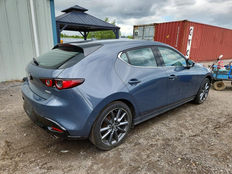 Продажа на аукционе авто 2021 Mazda 3, vin: JM1BPBML0M1303901, номер лота: 57590166