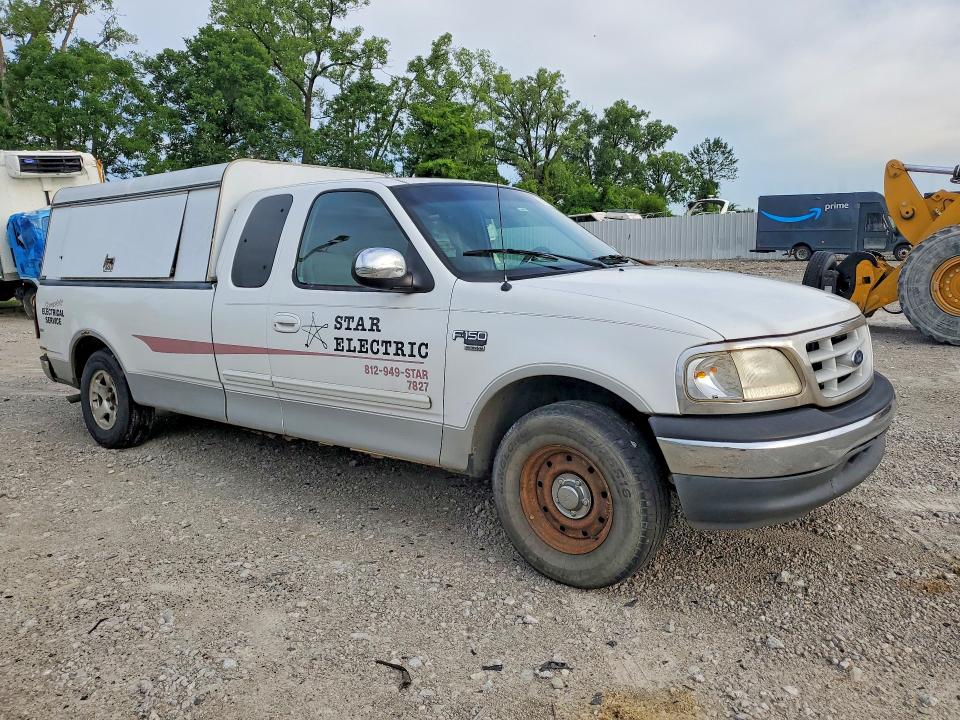 58271586 :رقم المزاد ، 1FTRX17W8XNA62505 vin ، 1999 Ford F150 مزاد بيع