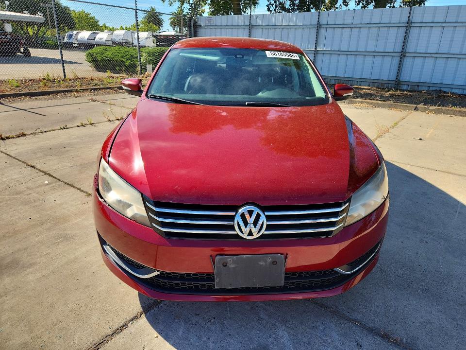 2015 Volkswagen Passat მანქანა იყიდება აუქციონზე, vin: 1VWBT7A34FC057632, აუქციონის ნომერი: 56185586
