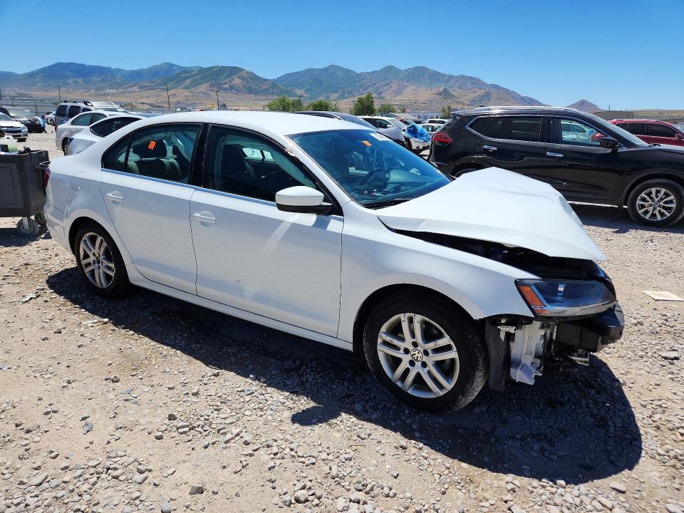Продаж на аукціоні авто 2017 Volkswagen Jetta, vin: 3VW2B7AJ8HM375014, номер лоту: 57146316