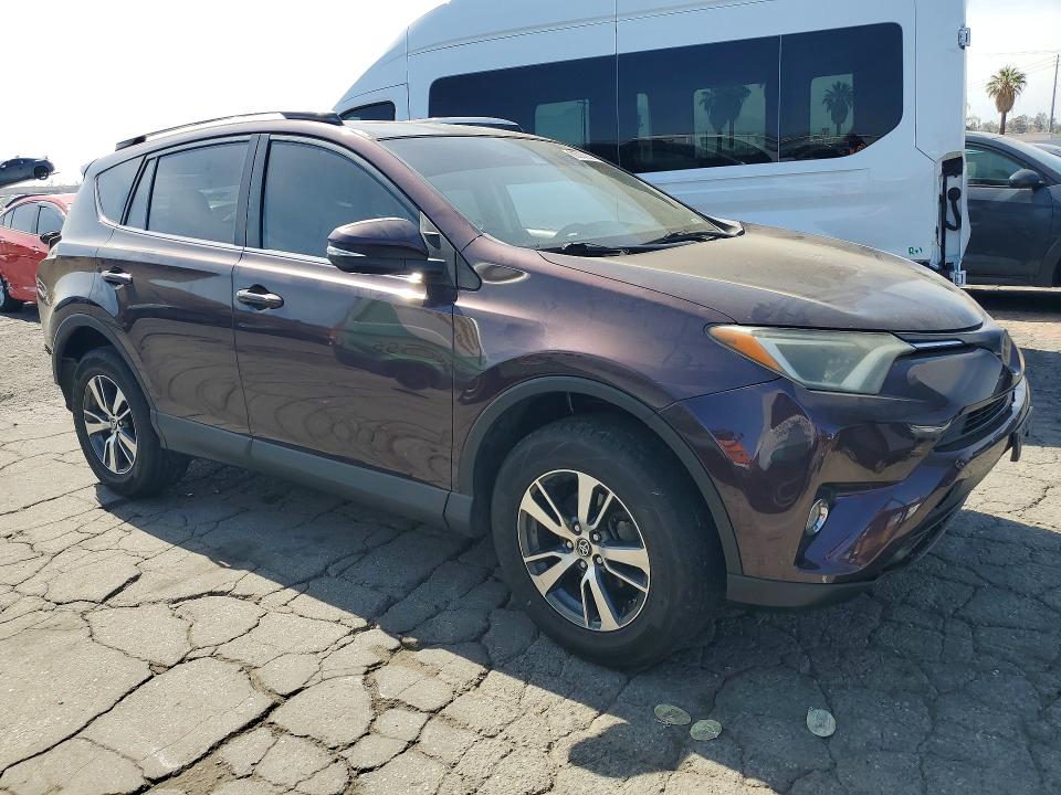 56086636 :رقم المزاد ، 2T3WFREV5HW353293 vin ، 2017 Toyota Rav4 مزاد بيع