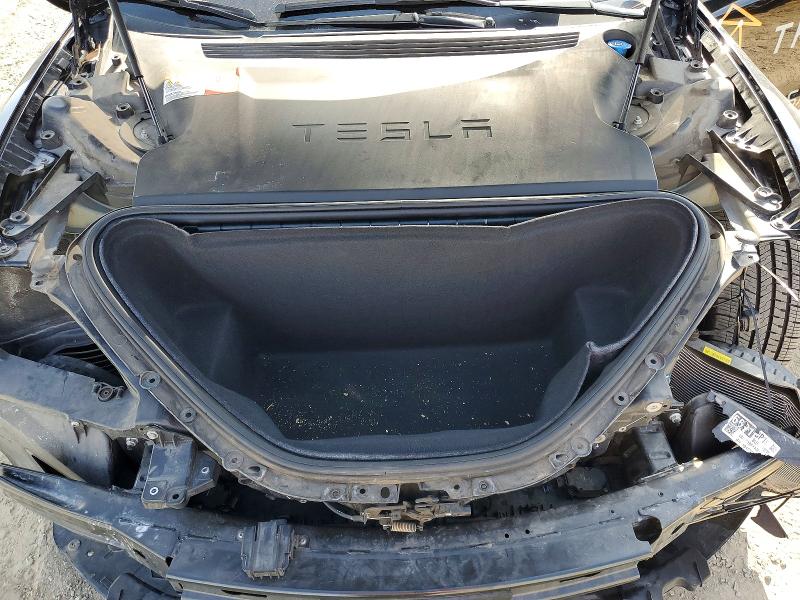 Продажа на аукционе авто 2018 Tesla Model S, vin: 5YJSA1E29JF261670, номер лота: 56673956