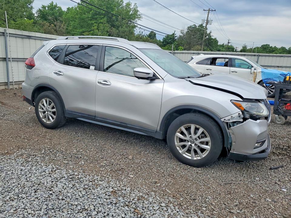 2018 Nissan Rogue მანქანა იყიდება აუქციონზე, vin: 5N1AT2MT4JC852598, აუქციონის ნომერი: 57628206