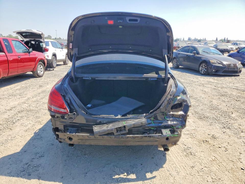 57949736 :رقم المزاد ، 55SWF4JB3JU234862 vin ، 2018 Mercedes-benz C مزاد بيع