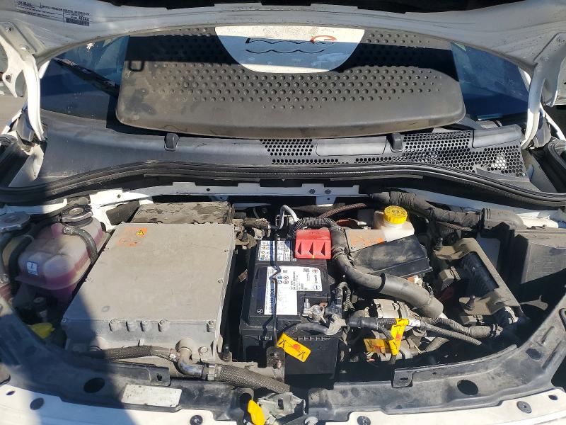 57730036 :رقم المزاد ، 3C3CFFGE2GT165257 vin ، 2016 Fiat 500 مزاد بيع