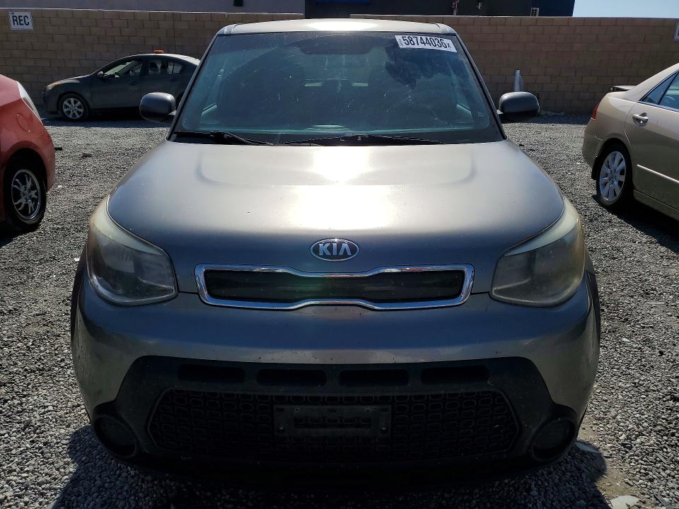 2015 Kia Soul მანქანა იყიდება აუქციონზე, vin: KNDJP3A57F7202958, აუქციონის ნომერი: 58744036