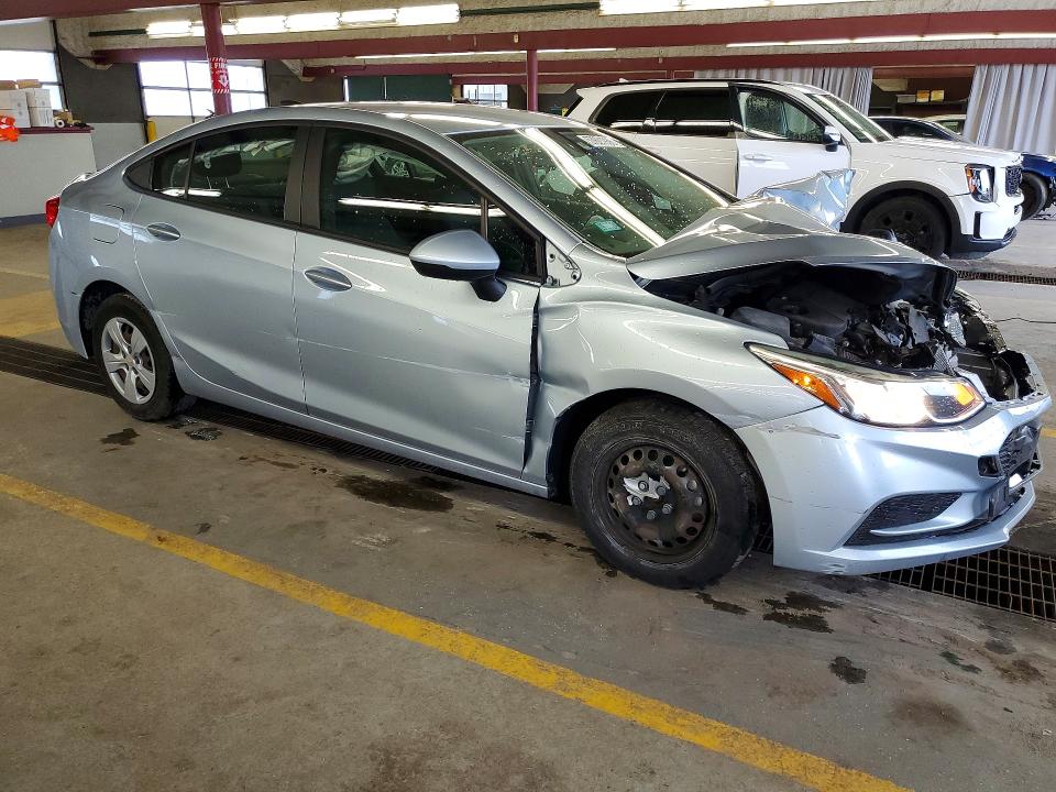 Продажа на аукционе авто 2018 Chevrolet Cruze, vin: 1G1BC5SM5J7174547, номер лота: 57601926