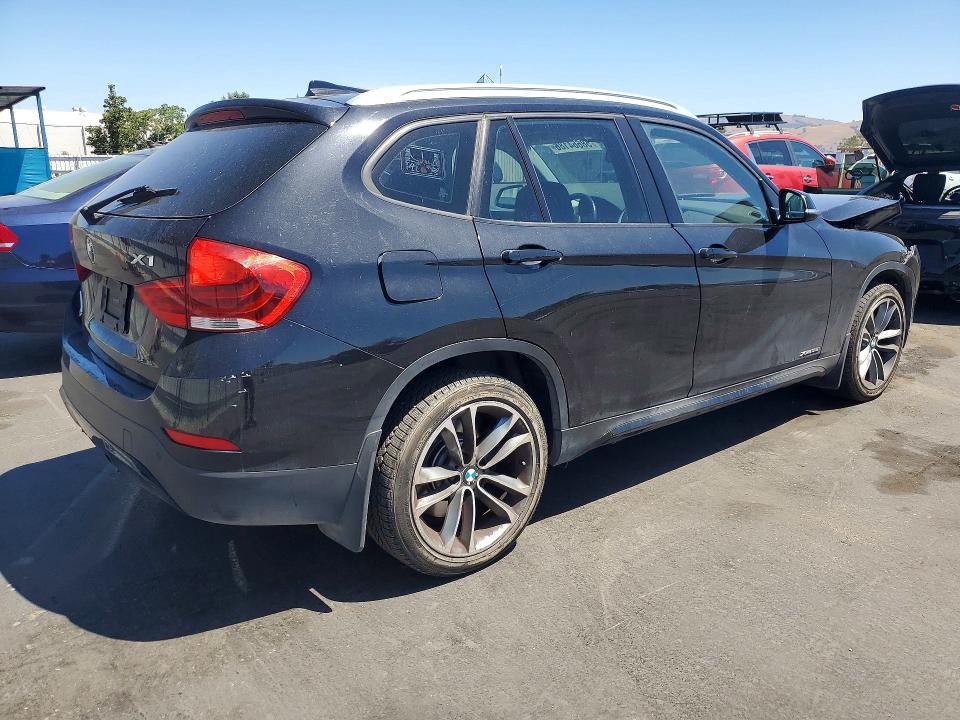 2015 Bmw X1 მანქანა იყიდება აუქციონზე, vin: WBAVM5C54FVV94762, აუქციონის ნომერი: 58664186