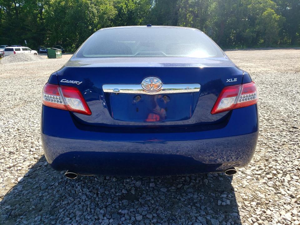 55697116 :رقم المزاد ، 4T1BK3EK8BU627048 vin ، 2011 Toyota Camry مزاد بيع