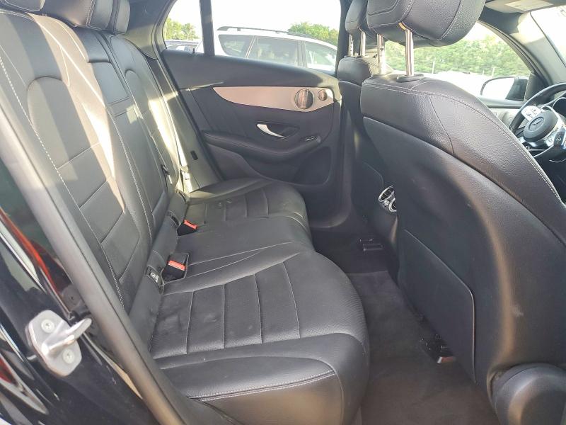 56131576 :رقم المزاد ، W1N0J8EB0MF907655 vin ، 2021 Mercedes-benz Glc Coupe مزاد بيع