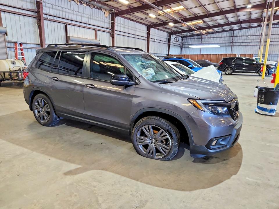 58423406 :رقم المزاد ، 5FNYF7H51MB008917 vin ، 2021 Honda Passport مزاد بيع