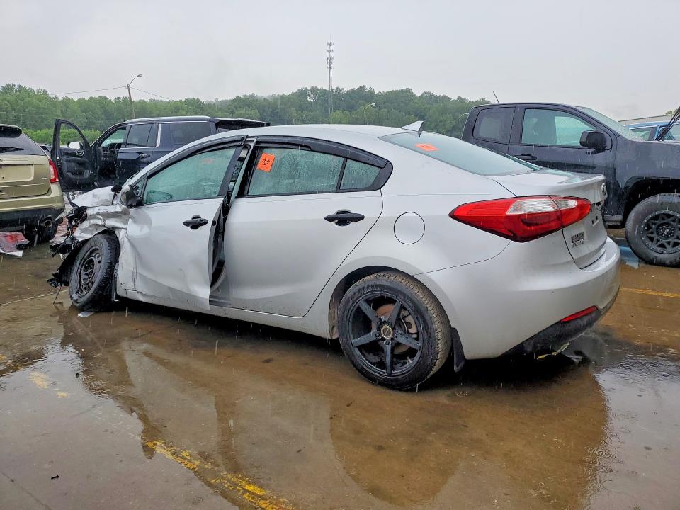 Продажа на аукционе авто 2015 Kia Forte, vin: KNAFK4A6XF5434045, номер лота: 58950756