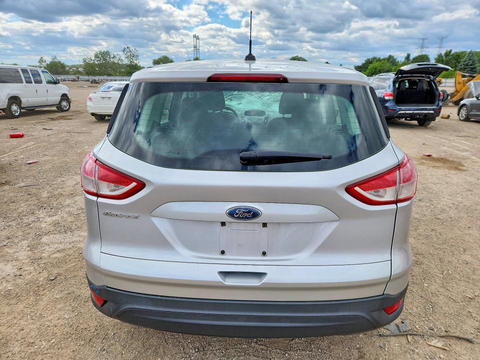 2013 Ford Escape მანქანა იყიდება აუქციონზე, vin: 1FMCU0F73DUC10348, აუქციონის ნომერი: 57541266