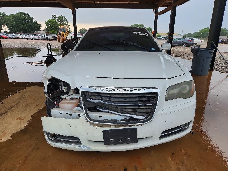 Продаж на аукціоні авто 2013 Chrysler 300, vin: 2C3CCABG7DH732913, номер лоту: 55390516