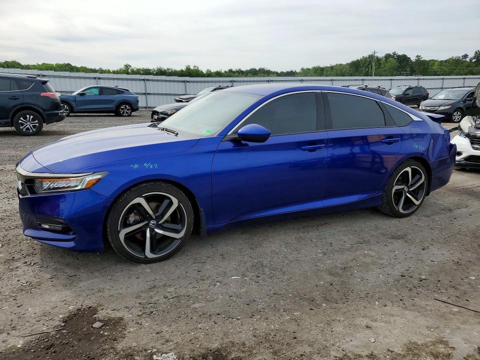 Auction sale of the 2018 Honda Accord, vin: 1HGCV1F37JA174764, lot number: 58630756