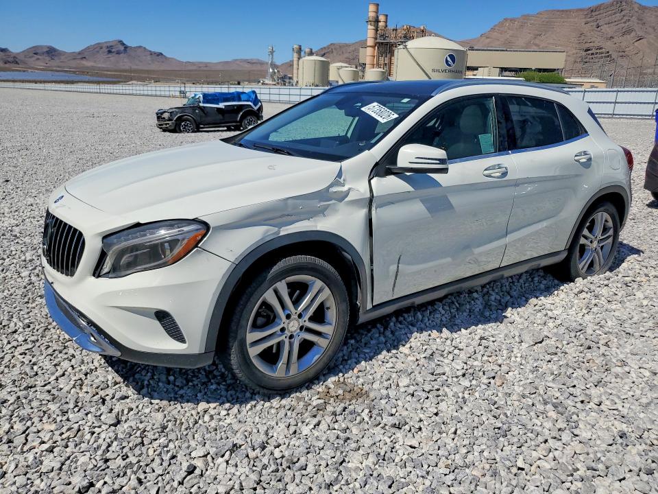 Продаж на аукціоні авто 2015 Mercedes-benz Gla, vin: WDCTG4EB7FJ177880, номер лоту: 57358026