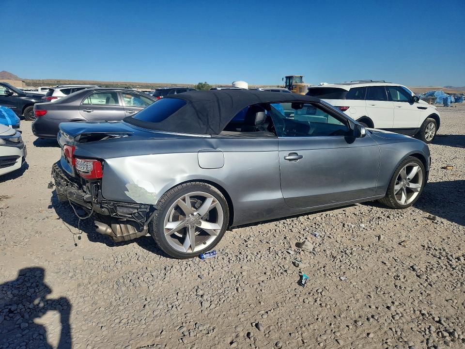 2011 Audi A5 მანქანა იყიდება აუქციონზე, vin: WAUJFAFH8BN012129, აუქციონის ნომერი: 56993976