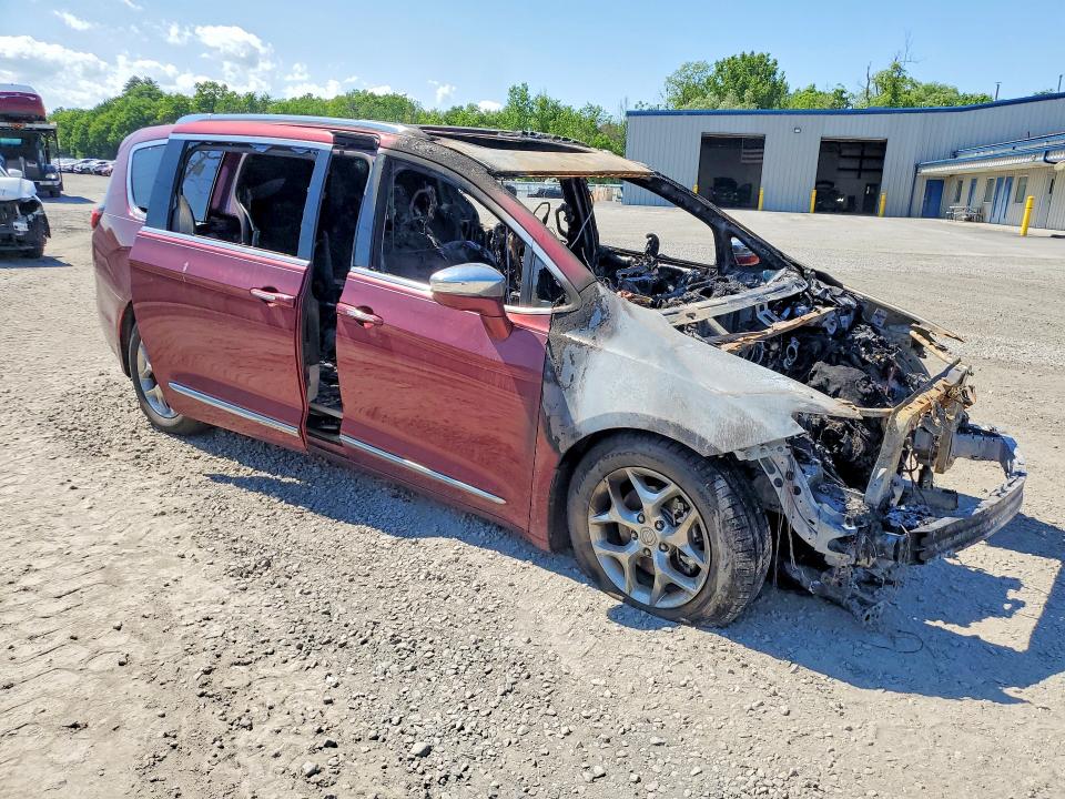 Продажа на аукционе авто 2018 Chrysler Pacifica, vin: 2C4RC1GGXJR232670, номер лота: 56517106