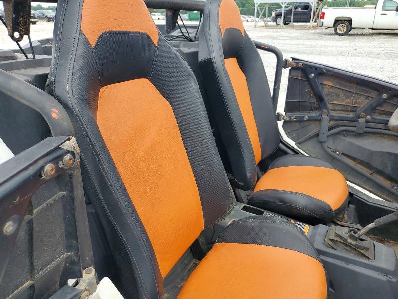 56061486 :رقم المزاد ، 3NSVDE993FF374040 vin ، 2015 Polaris Zr Xp 1000 مزاد بيع