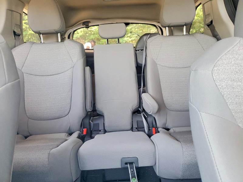 55584216 :رقم المزاد ، 5TDKRKEC4RS188691 vin ، 2024 Toyota Sienna مزاد بيع