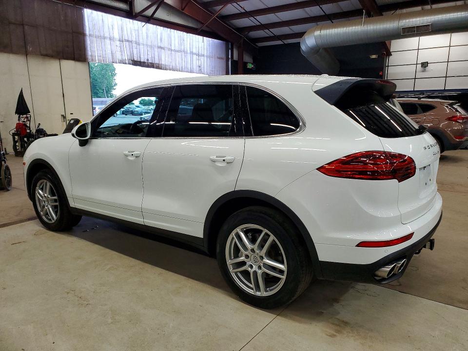 58078006 :رقم المزاد ، WP1AB2A22FLA57445 vin ، 2015 Porsche Cayenne مزاد بيع