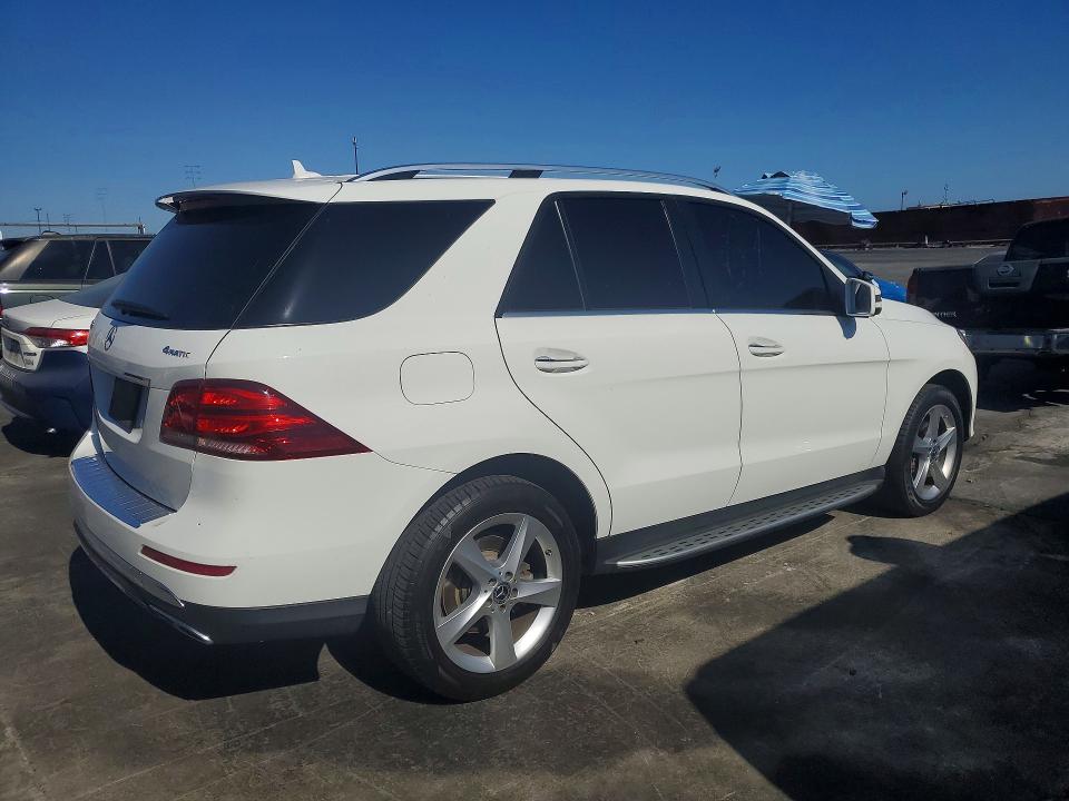59122116 :رقم المزاد ، 4JGDA5HB0HA908239 vin ، 2017 Mercedes-benz Gle مزاد بيع