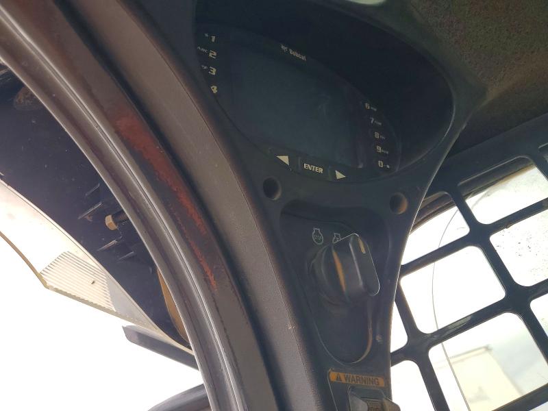 55328506 :رقم المزاد ، AT6311098 vin ، 2015 Bobcat T770 مزاد بيع