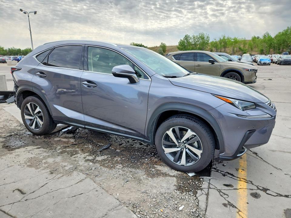 Продажа на аукционе авто 2018 Lexus Nx 300, vin: JTJBARBZ5J2163946, номер лота: 57932556