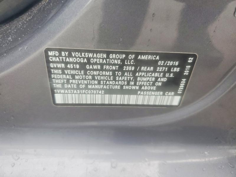 57777256 :رقم المزاد ، 1VWAS7A31FC070742 vin ، 2015 Volkswagen Passat مزاد بيع