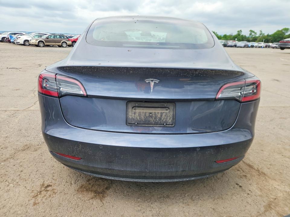 2020 Tesla Model 3 მანქანა იყიდება აუქციონზე, vin: 5YJ3E1EA1LF495921, აუქციონის ნომერი: 56572716