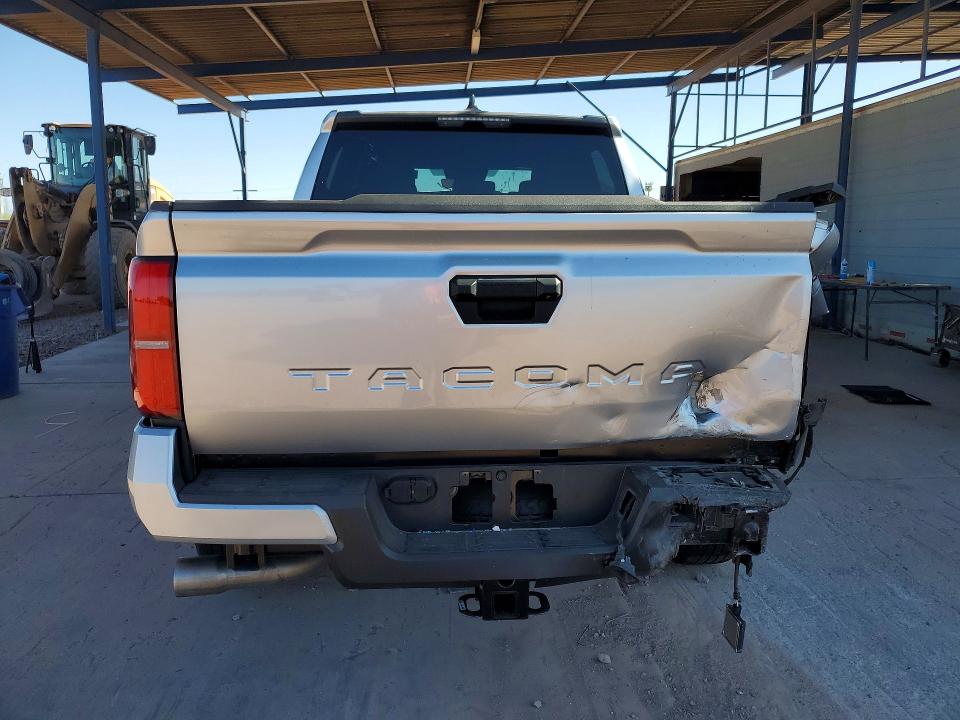 56051036 :رقم المزاد ، 3TMKB5FN1SM043958 vin ، 2025 Toyota Tacoma مزاد بيع
