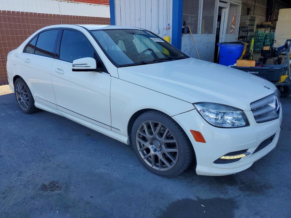 2011 Mercedes-benz C მანქანა იყიდება აუქციონზე, vin: WDDGF8BB1BR148995, აუქციონის ნომერი: 59187466