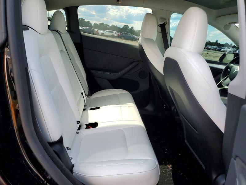 2025 Tesla Model Y მანქანა იყიდება აუქციონზე, vin: 7SAYGDEF3SA343294, აუქციონის ნომერი: 56717636