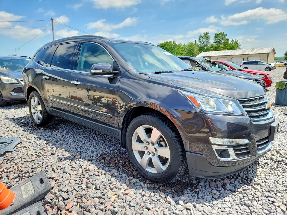 56121376 :رقم المزاد ، 1GNKVJKD7FJ339722 vin ، 2015 Chevrolet Traverse مزاد بيع